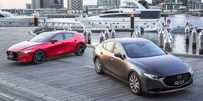 Mazda3 поступила в продажу в Японии