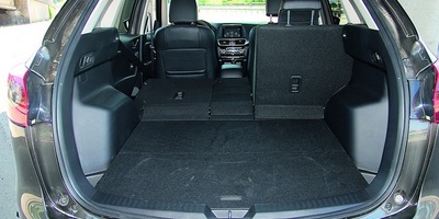 Сиденья можно складывать как из салона так и из багажника Mazda CX-5